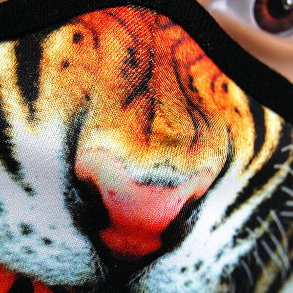 Fotorealistischer Druck auf Coronamaske - Motiv: Tiger
